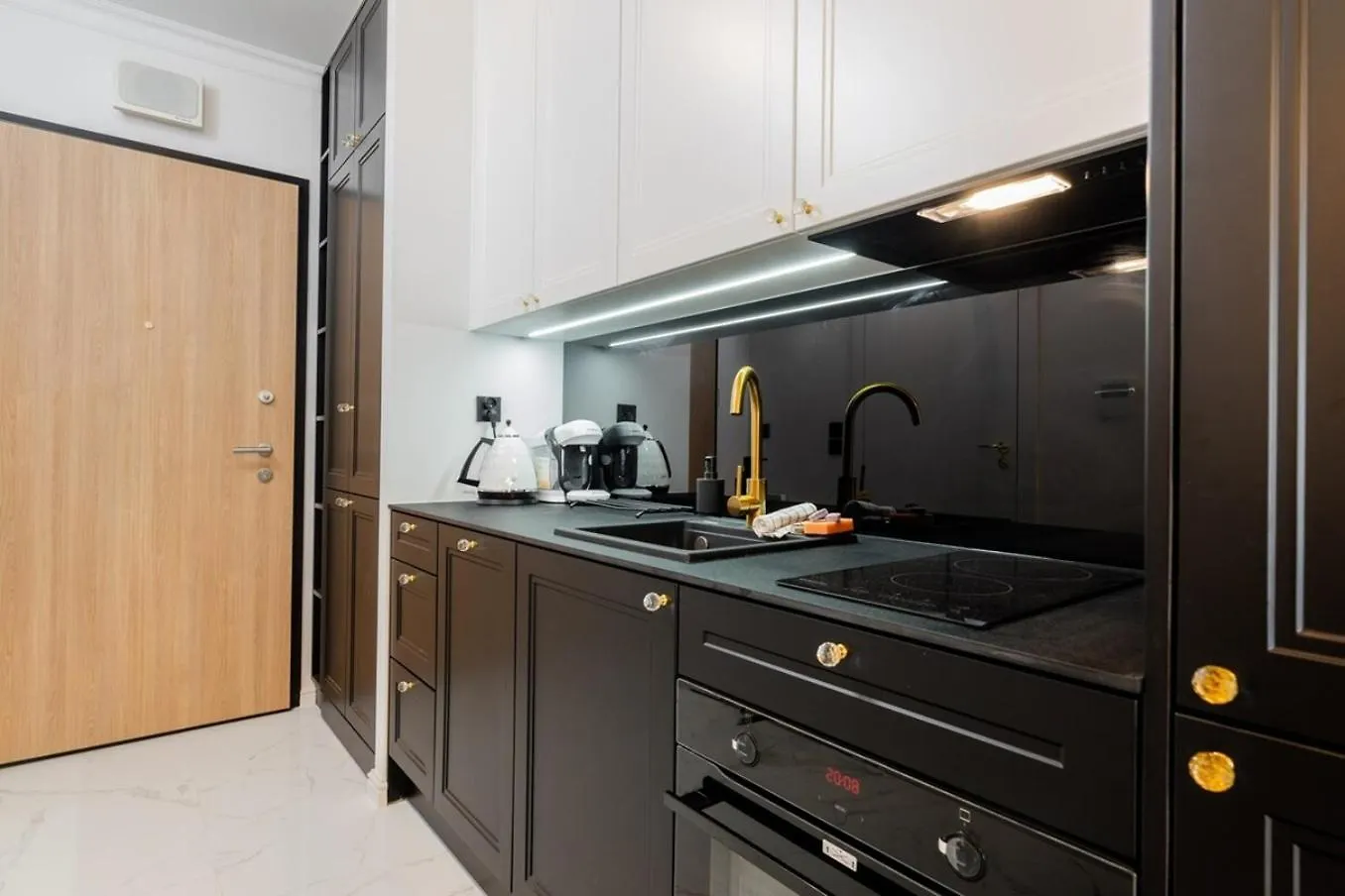 Citysphere Premium Studios Warsaw 0*,