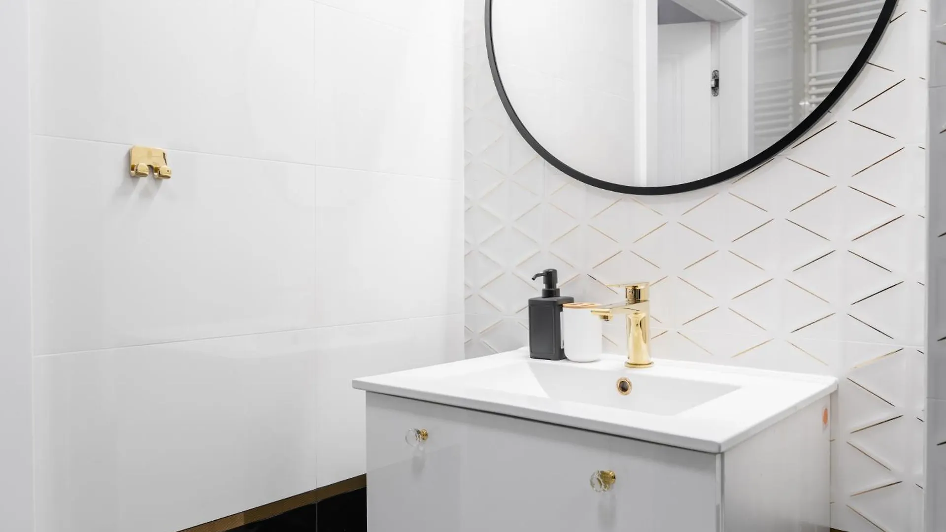 Citysphere Premium Studios Warsaw Apartment