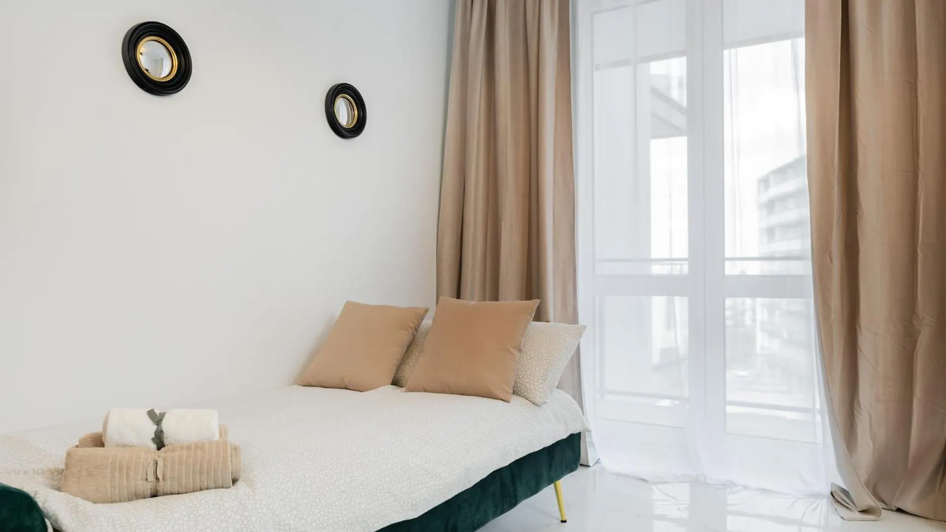 Citysphere Premium Studios Warsaw Apartment