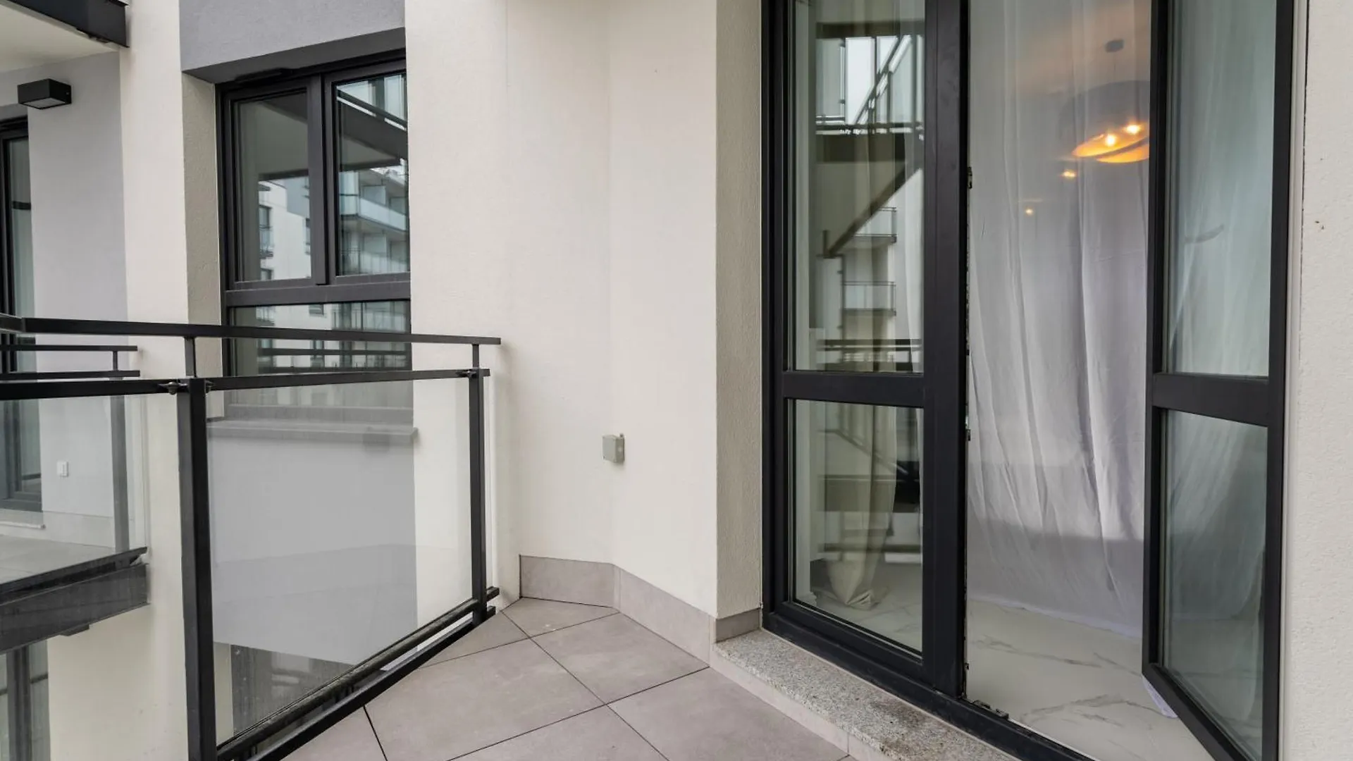 Citysphere Premium Studios Warsaw Apartment